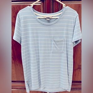 Free Fly Women’s t-shirt size medium